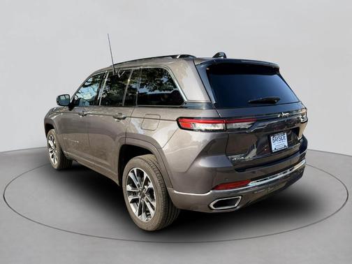 2024 Jeep Grand Cherokee Overland