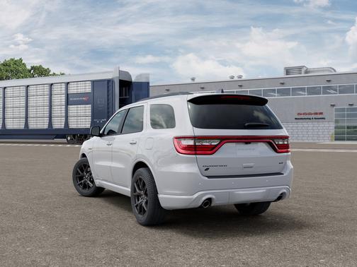 DB Black Clearcoat 2026 Dodge Durango GT Premium HEMI V8 AWD