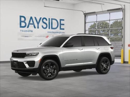 2025 Jeep Grand Cherokee Laredo