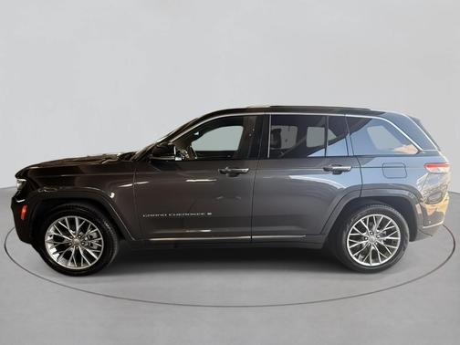 2023 Jeep Grand Cherokee Summit