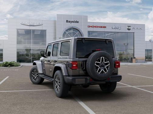 2026 Jeep Wrangler 4-Door Sahara 4x4