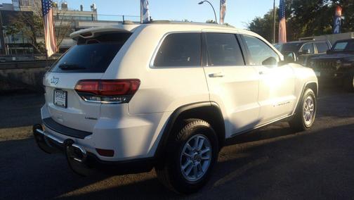 2020 Jeep Grand Cherokee Laredo E