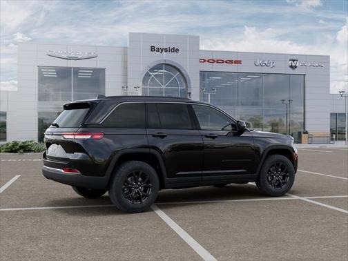 2026 Jeep Grand Cherokee Laredo Altitude 4x4