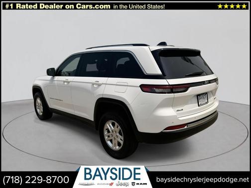 2022 Jeep Grand Cherokee Laredo