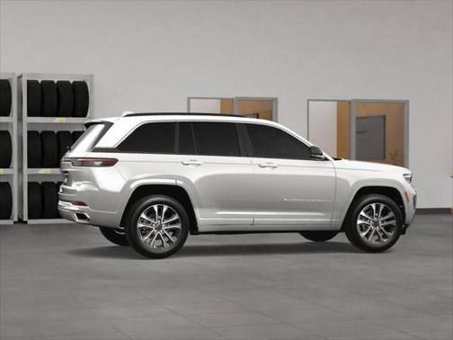 2025 Jeep Grand Cherokee Overland