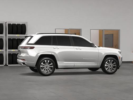 2025 Jeep Grand Cherokee Overland