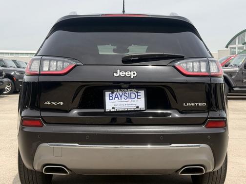 Diamond Black Crystal Pearlcoat 2021 Jeep Cherokee Limited 4x4