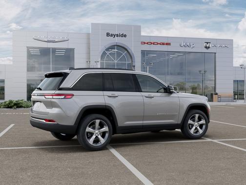 Silver Zynith 2026 Jeep Grand Cherokee Limited 4x4