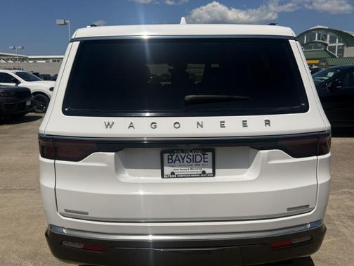2022 Jeep Wagoneer Series II