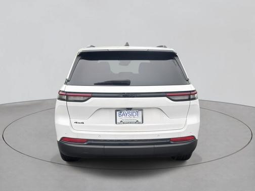 2023 Jeep Grand Cherokee Altitude 4x4