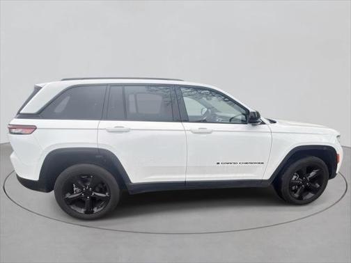 2023 Jeep Grand Cherokee Altitude 4x4