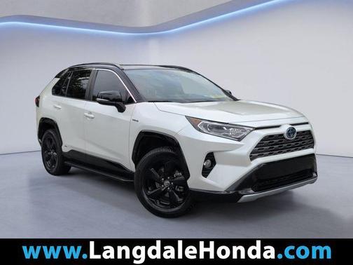 Blizzard Pearl 2020 Toyota RAV4 Hybrid SE