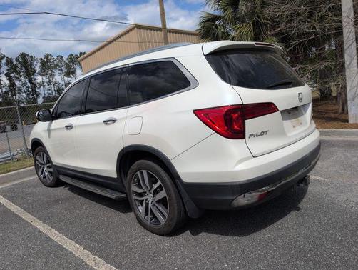 Diamond White Pearl 2016 Honda Pilot Touring