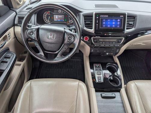 Diamond White Pearl 2016 Honda Pilot Touring