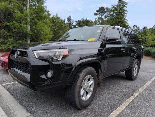 Midnight Black Metallic 2017 Toyota 4Runner SR5 Premium
