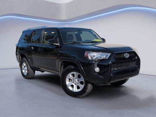 Midnight Black Metallic 2017 Toyota 4Runner SR5 Premium