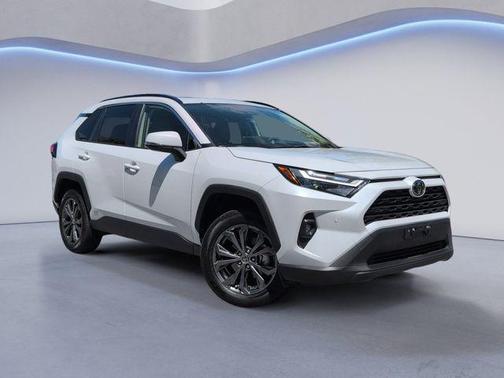 2025 Toyota RAV4 Hybrid XLE Premium