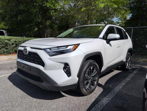 2025 Toyota RAV4 Hybrid XLE Premium