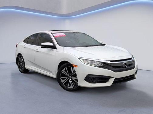 White 2018 Honda Civic EX-L