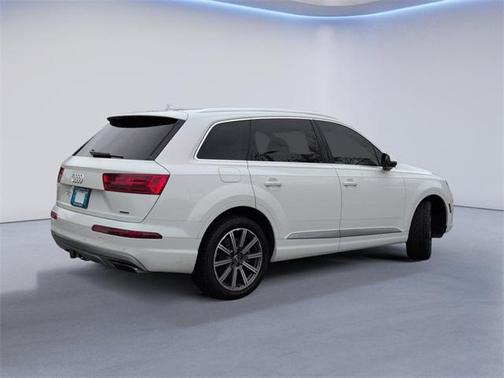 2018 Audi Q7 2.0T Premium Plus