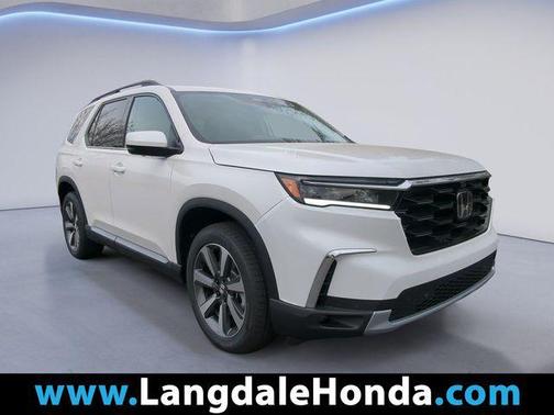Platinum White 2024 Honda Pilot Elite