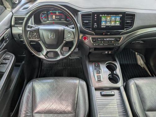 Crystal Black Pearl 2019 Honda Passport EX-L