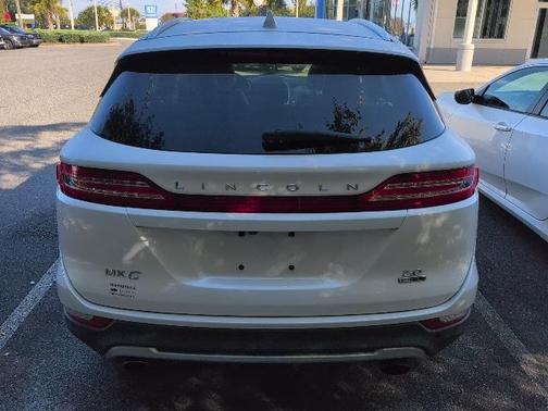 2015 Lincoln MKC Base