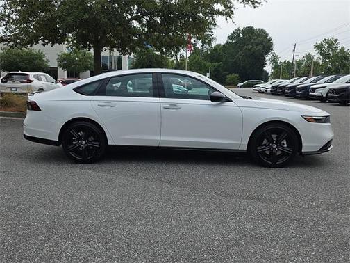 2025 Honda Accord Hybrid Base