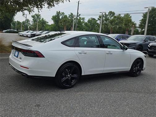 2025 Honda Accord Hybrid Base