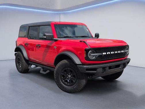 Race Red 2023 Ford Bronco Wildtrak