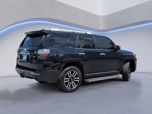 Midnight Black Metallic 2017 Toyota 4Runner Limited