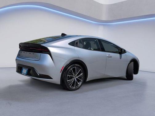 2023 Toyota Prius XLE
