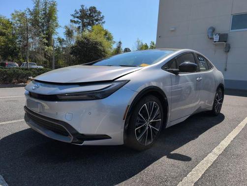 2023 Toyota Prius XLE