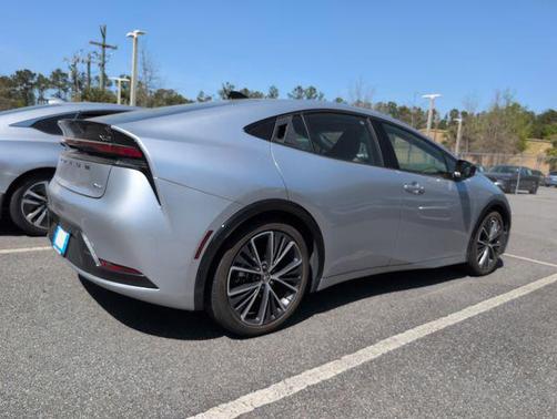 2023 Toyota Prius XLE