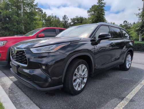 Midnight Black Metallic 2020 Toyota Highlander Limited