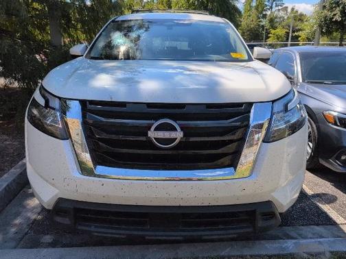 2022 Nissan Pathfinder SV 2WD