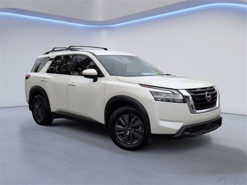 2022 Nissan Pathfinder SV 2WD
