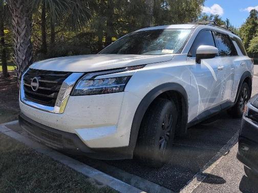 2022 Nissan Pathfinder SV 2WD