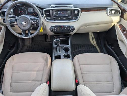 2016 Kia Sorento LX