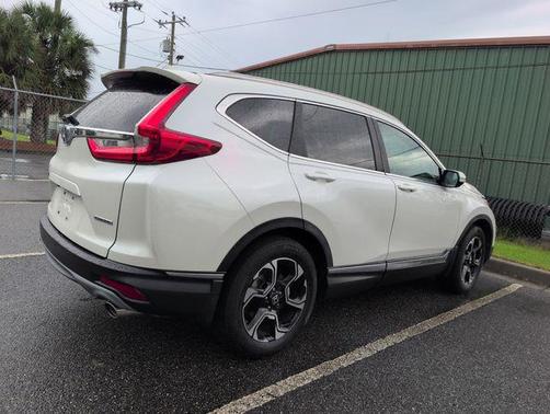 Diamond White Pearl 2018 Honda CR-V Touring