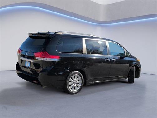 2014 Toyota Sienna XLE