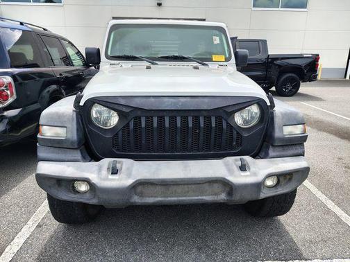 Bright White Clearcoat 2018 Jeep Wrangler Unlimited Sport