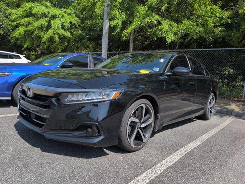 Crystal Black Pearl 2022 Honda Accord Sport 2.0T