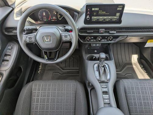 Platinum 2026 Honda HR-V LX