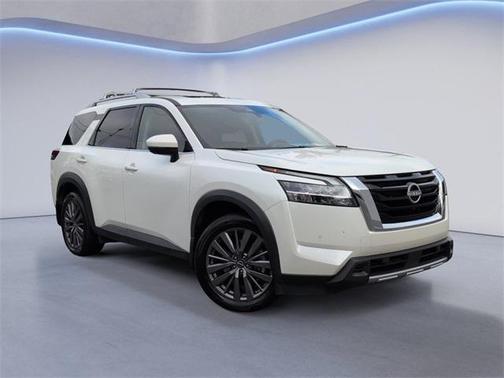 2024 Nissan Pathfinder SL FWD