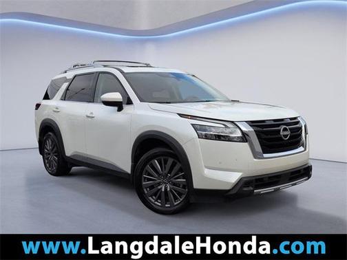 2024 Nissan Pathfinder SL FWD