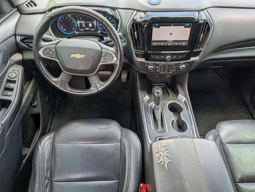 Black Currant Metallic 2018 Chevrolet Traverse Premier
