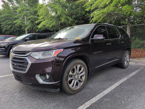 Black Currant Metallic 2018 Chevrolet Traverse Premier