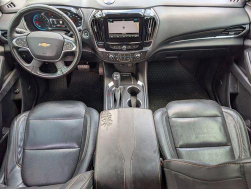 Black Currant Metallic 2018 Chevrolet Traverse Premier