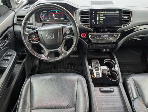 Diamond White Pearl 2019 Honda Pilot Touring 8-Passenger